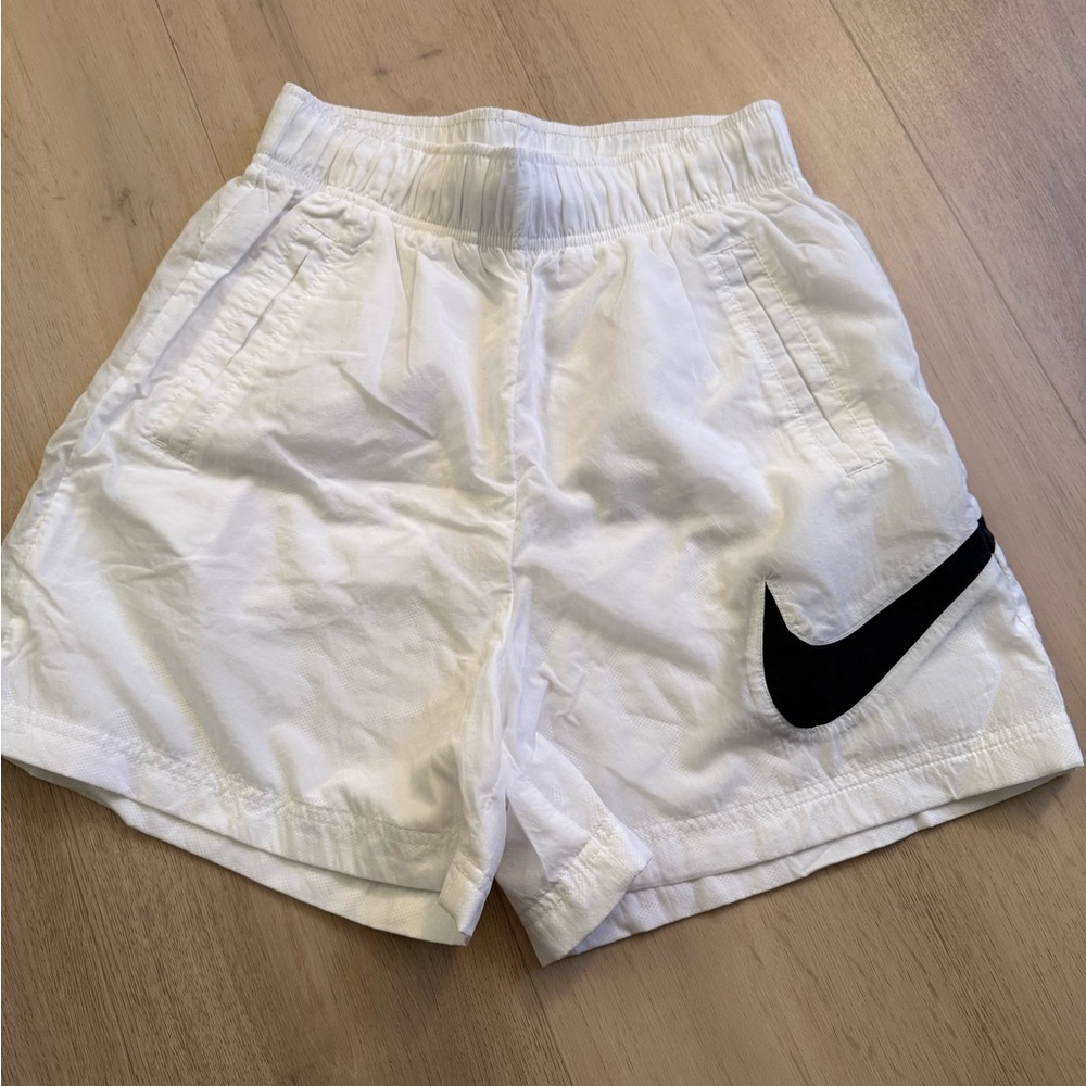 Y2K Nike Windbreaker Shorts